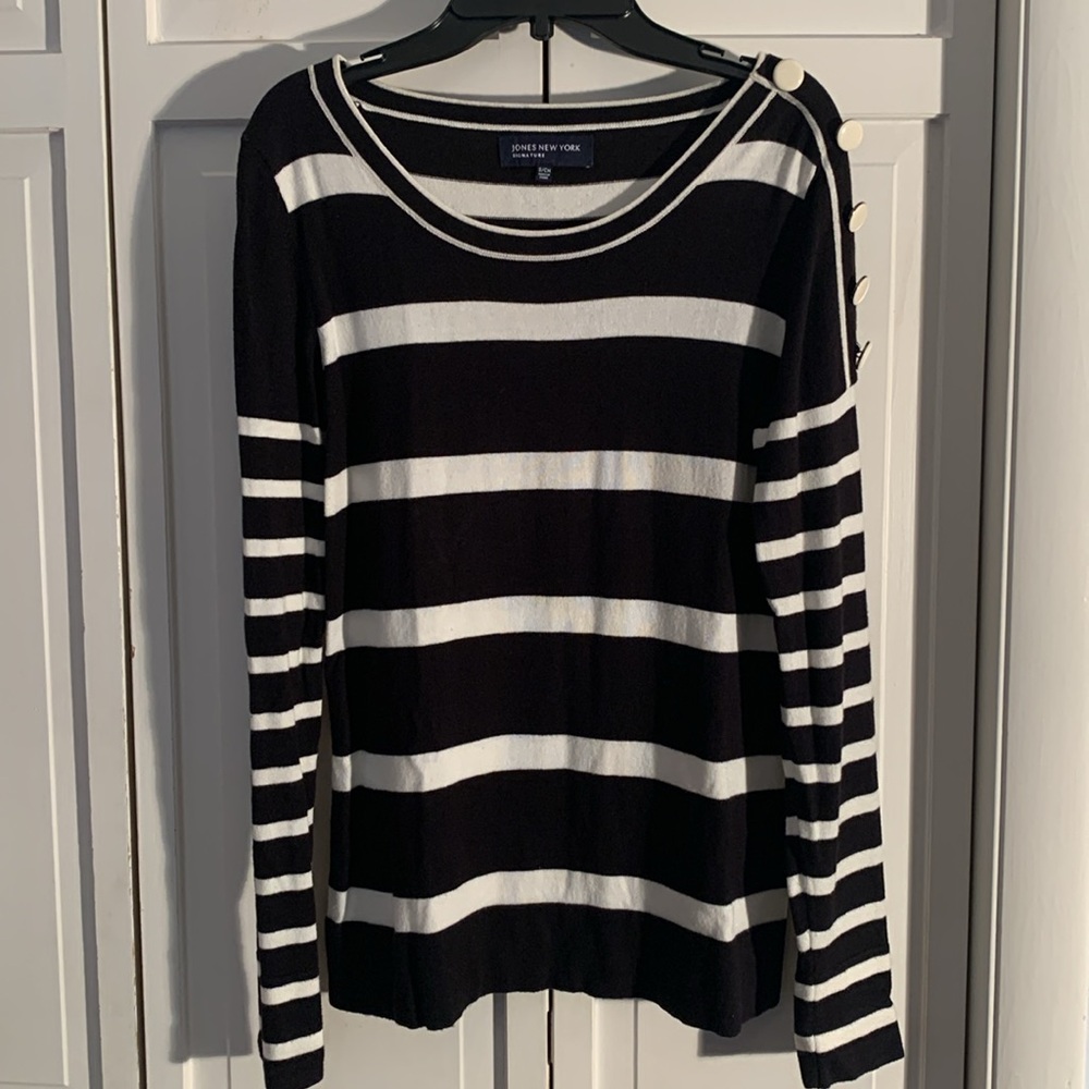 Jones NY Signature Small Black & White Striped Sweater EUC